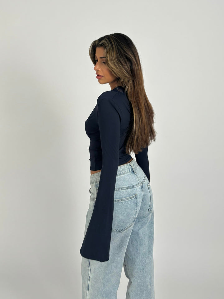 DELACROIX | NORDIQUE CHIC HAUT EN DENTELLE